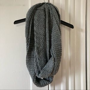 Vera Wang Woven Infinity Scarf - Gray